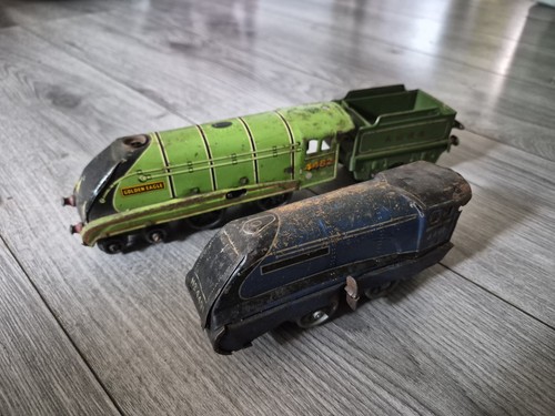 Vintage clockwork tin train - vintage,