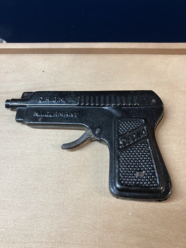Germany toy tin - mi, gun