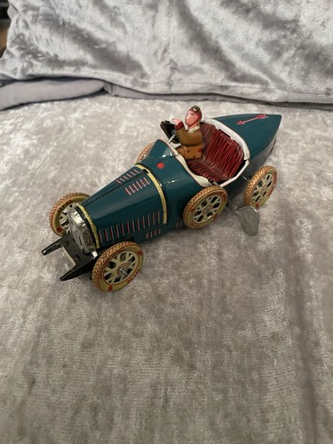 Tin plate car spring - car, broken