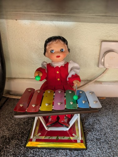 Vintage wind xylophone - wind-up,