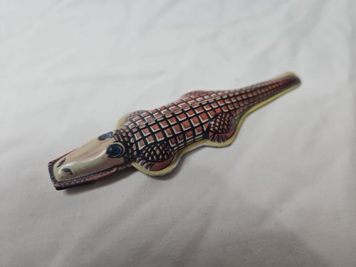 Vintage 1960 crocodile - 1960, shape