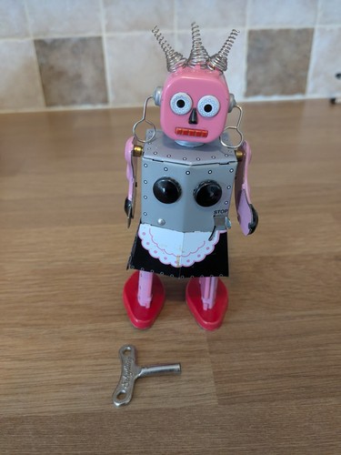 Vintage schylling tin toy roxy - vintage,