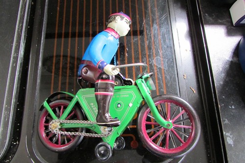 Tin toy wind bicycle - tin,