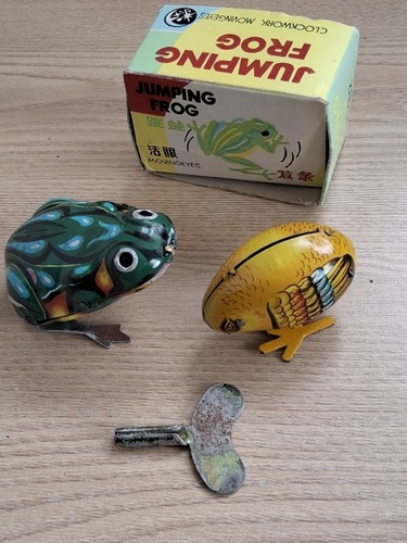 China vintage tin toy - vintage,