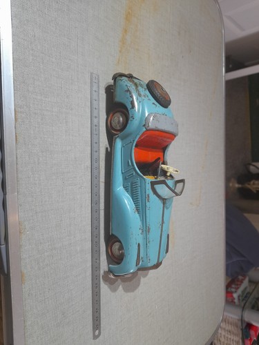 Vintage german zone tin - us,
