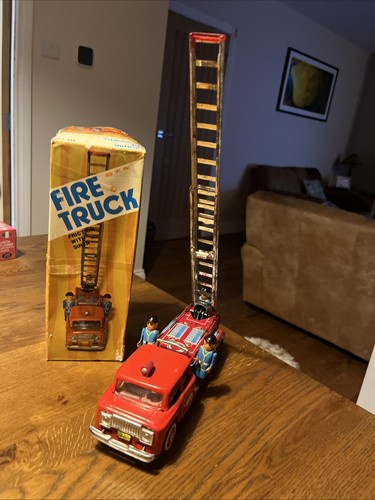 Vintage 718 tin friction - tin,